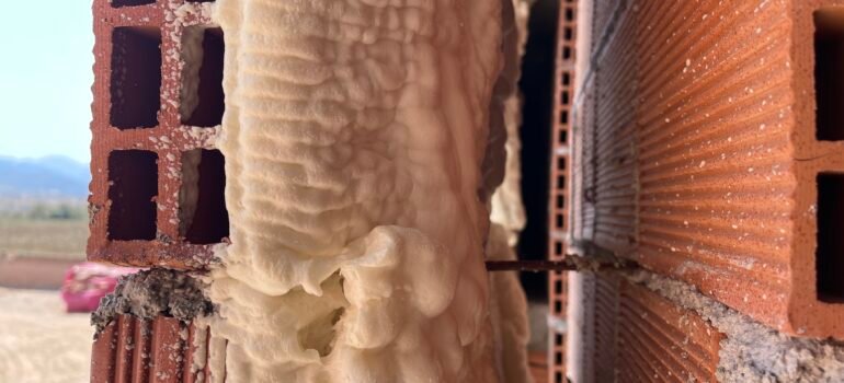 mousse icynene maroc